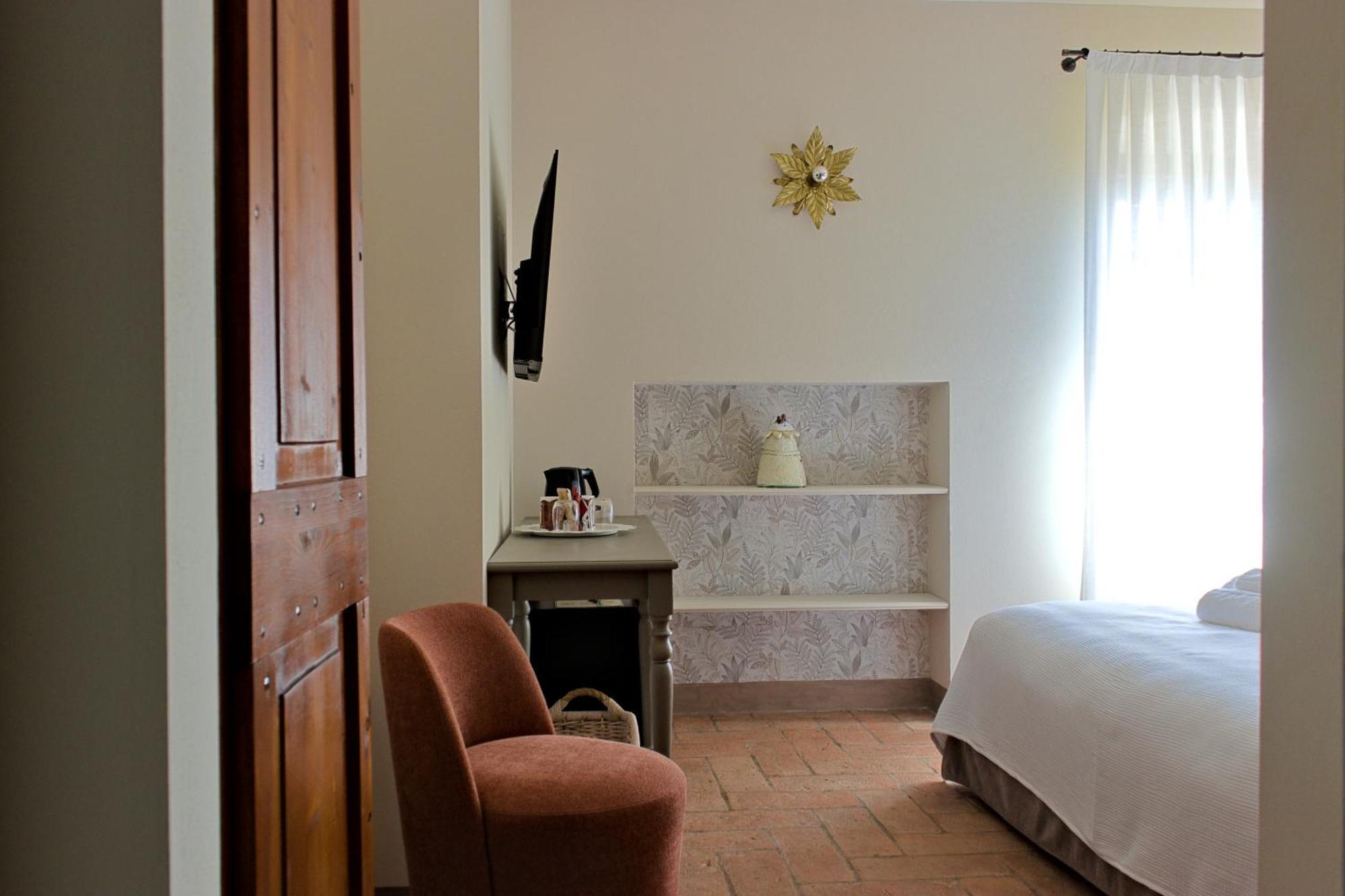 Le Mansarine Charme B&B Castellaro  Εξωτερικό φωτογραφία